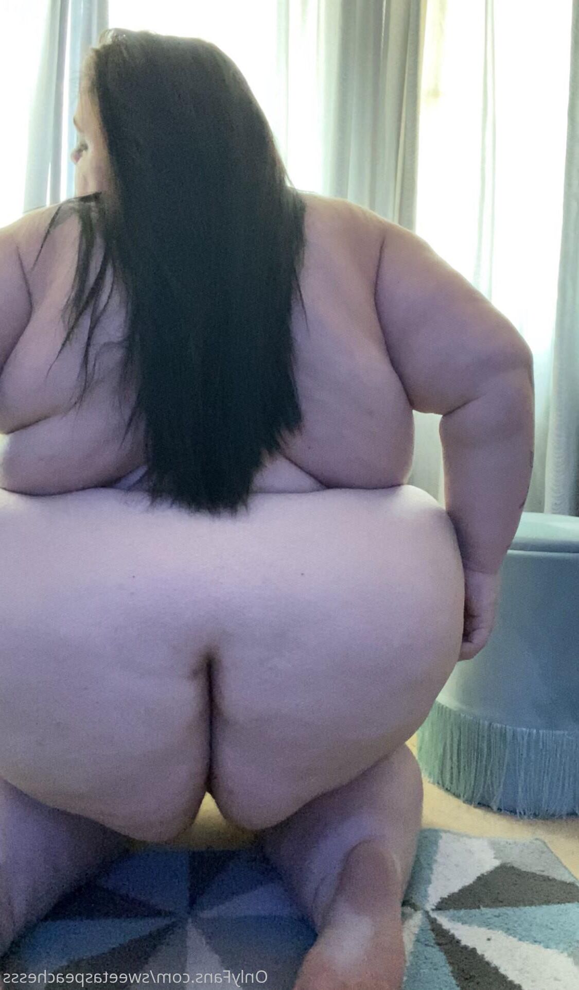 SSBBW PEACHESSS GROS VENTRE PARADIS