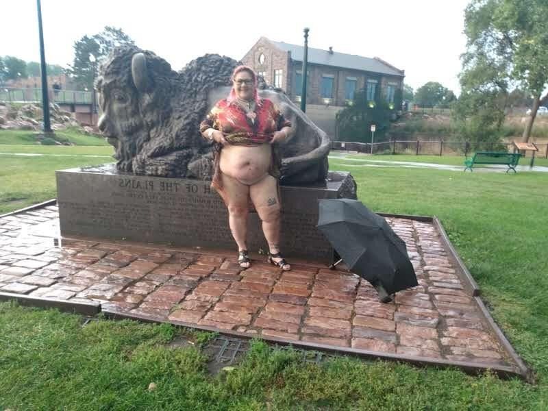 BBW brat PoppyJay did you miss me? Flashing around the park