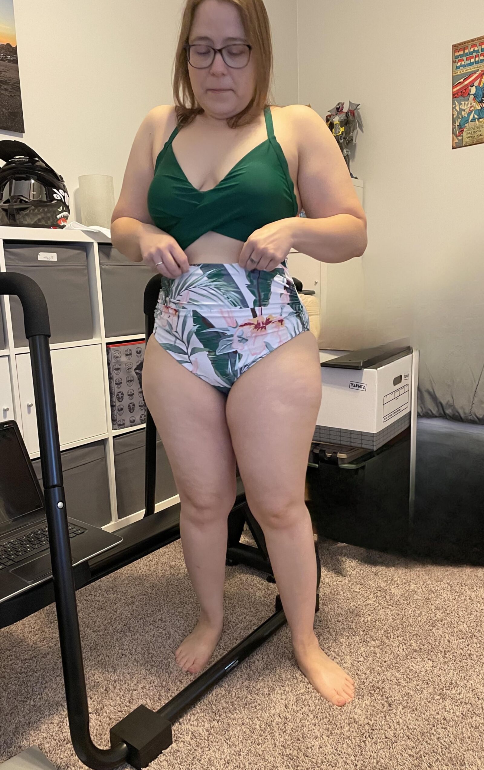 Fat ass unaware wife trying on bathing suits 