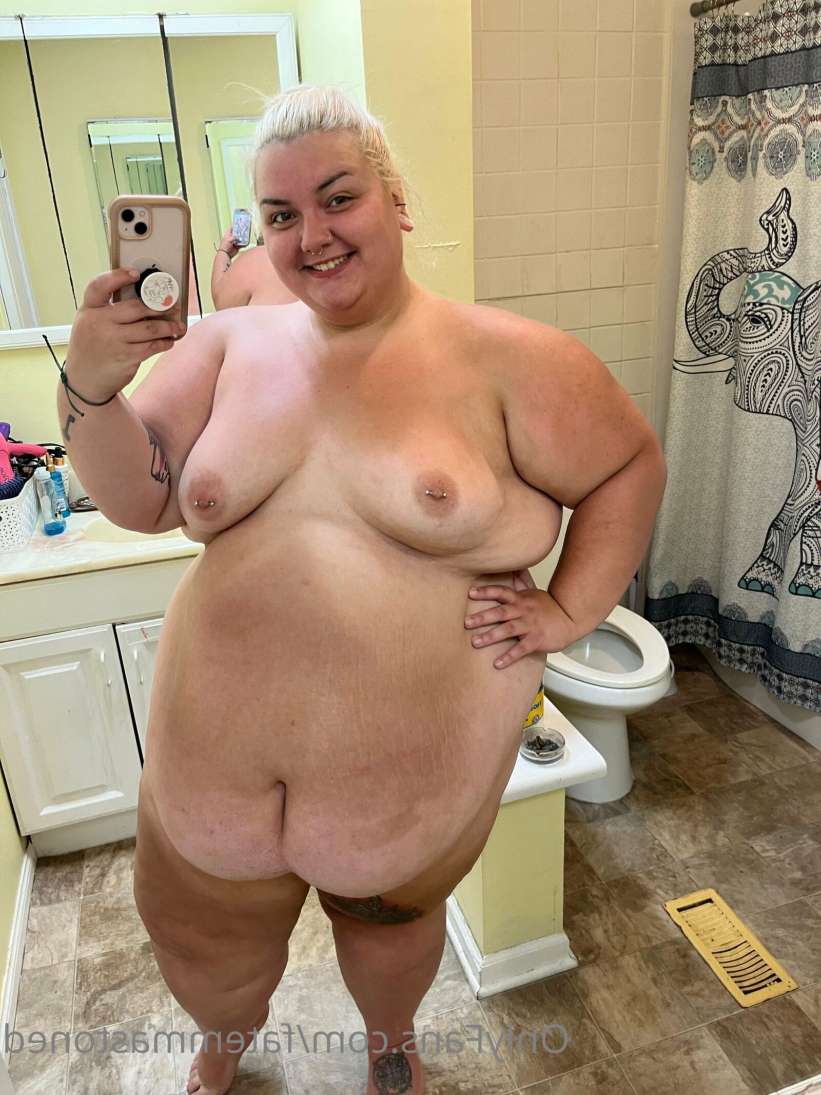 SSBBW EMMA SEXY BELLY HANG SMALL TITS