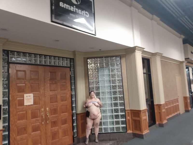 BBW brat PoppyJay Scenes from a Mall 