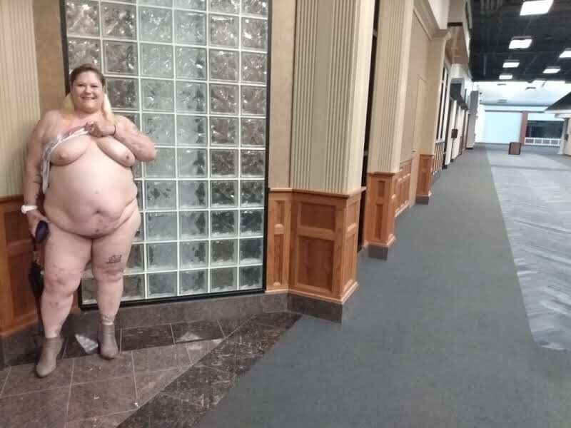 BBW brat PoppyJay Scenes from a Mall 