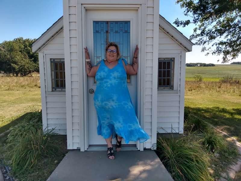 BBW brat PoppyJay Flashing OUTSIDE the Chapel