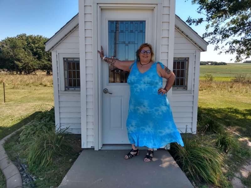 BBW brat PoppyJay Flashing OUTSIDE the Chapel