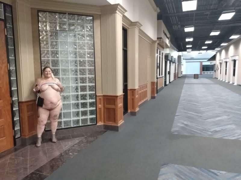 BBW brat PoppyJay Scenes from a Mall 