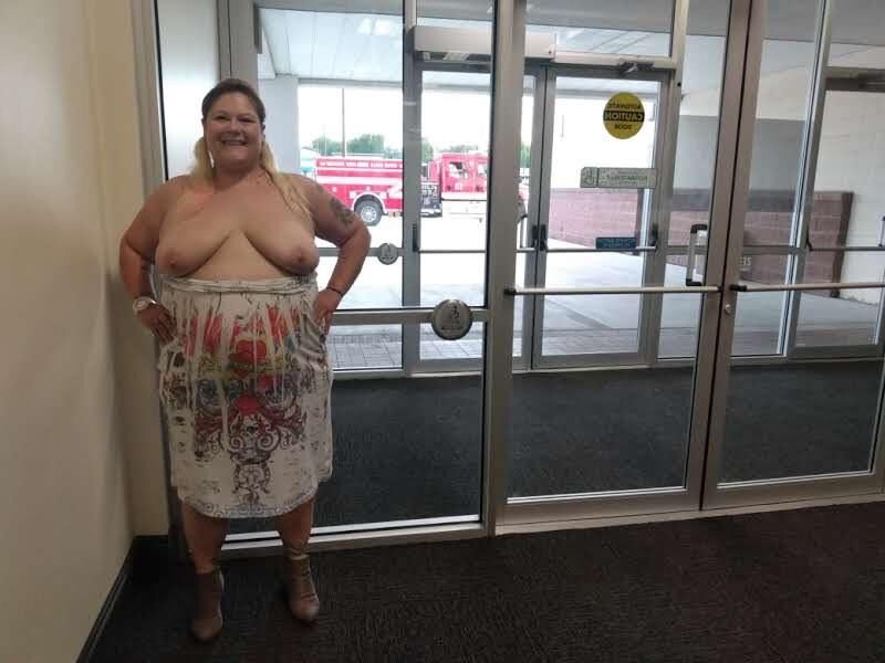 BBW brat PoppyJay Scenes from a Mall 