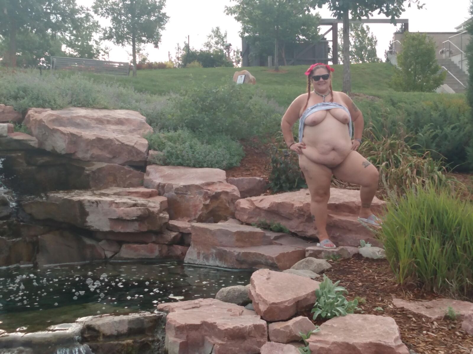 BBW brat PoppyJay NAKED outdoors in the PARK