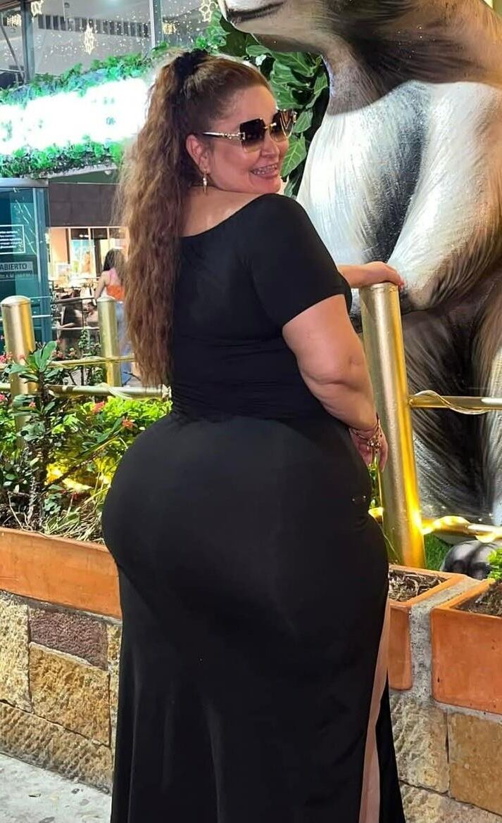 Joselin mechica Bbw nalgononas