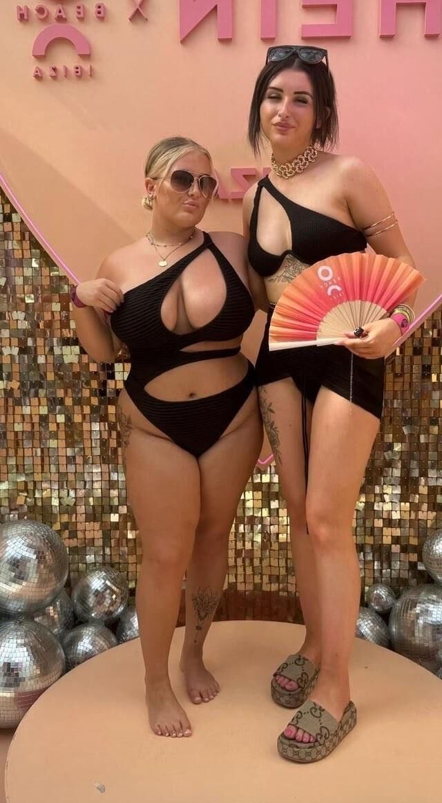 Sexy Curvy Girls 