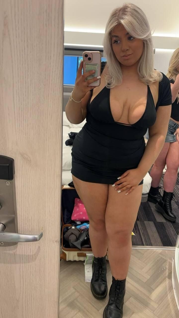 Sexy Curvy Girls 