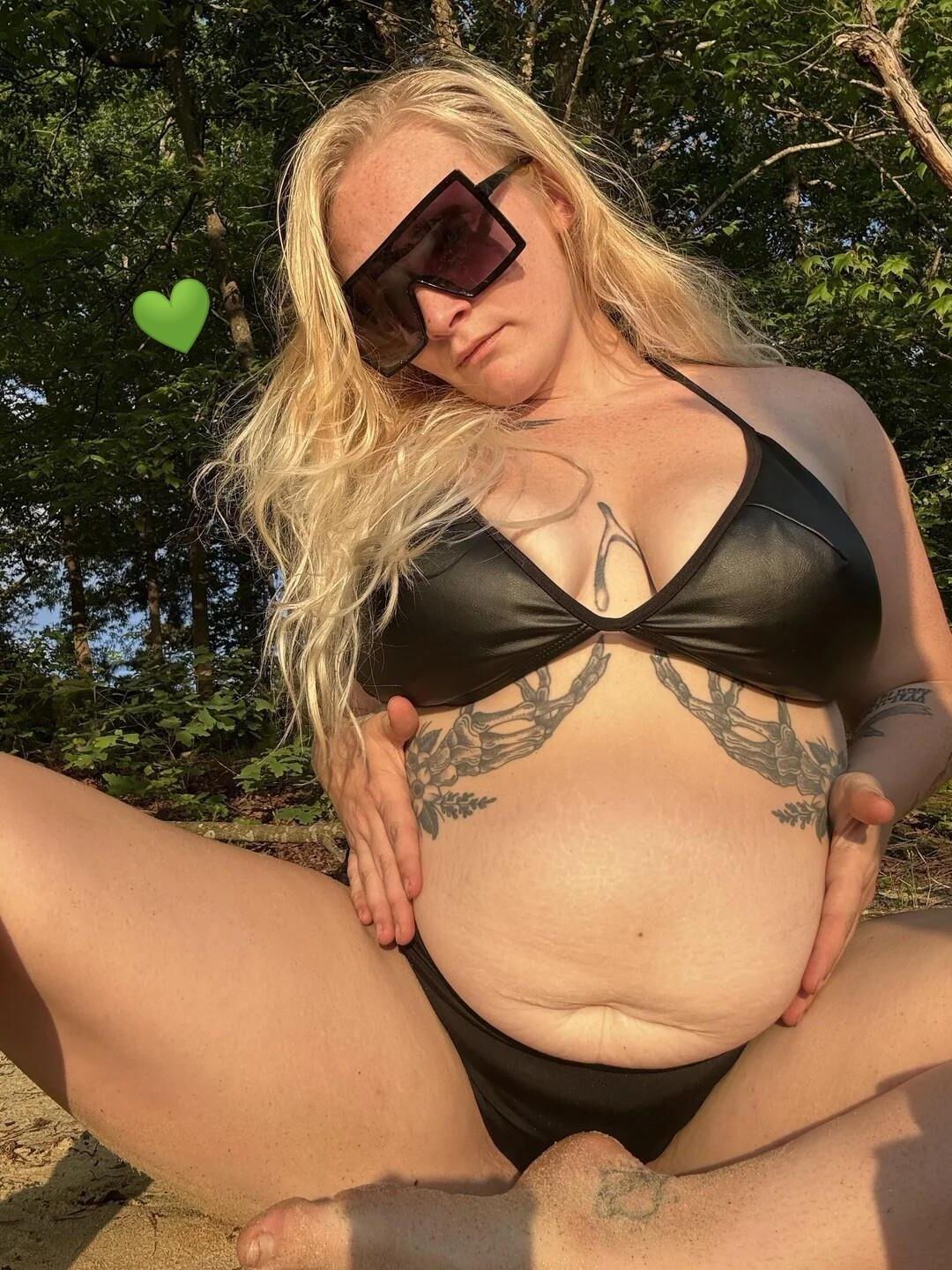 Chubby/B.B.W, Glasses, Swimwear .