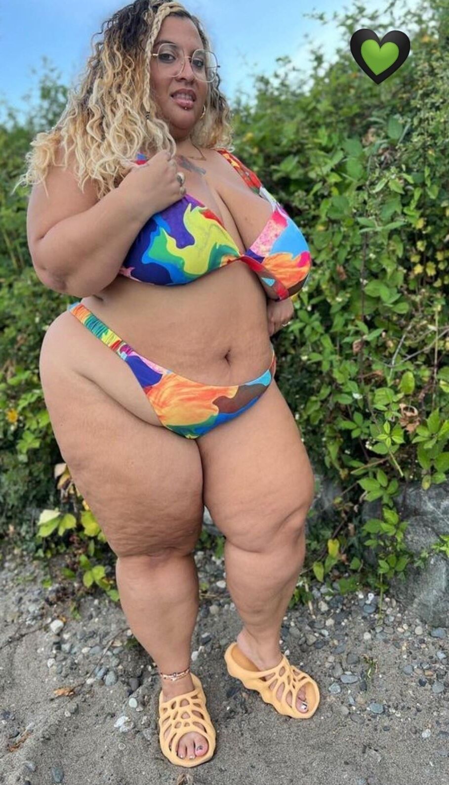 Chubby/B.B.W, Glasses, Swimwear .