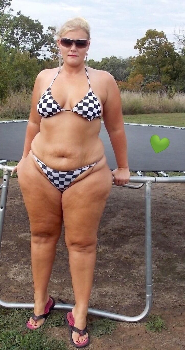 Chubby/B.B.W, Glasses, Swimwear .