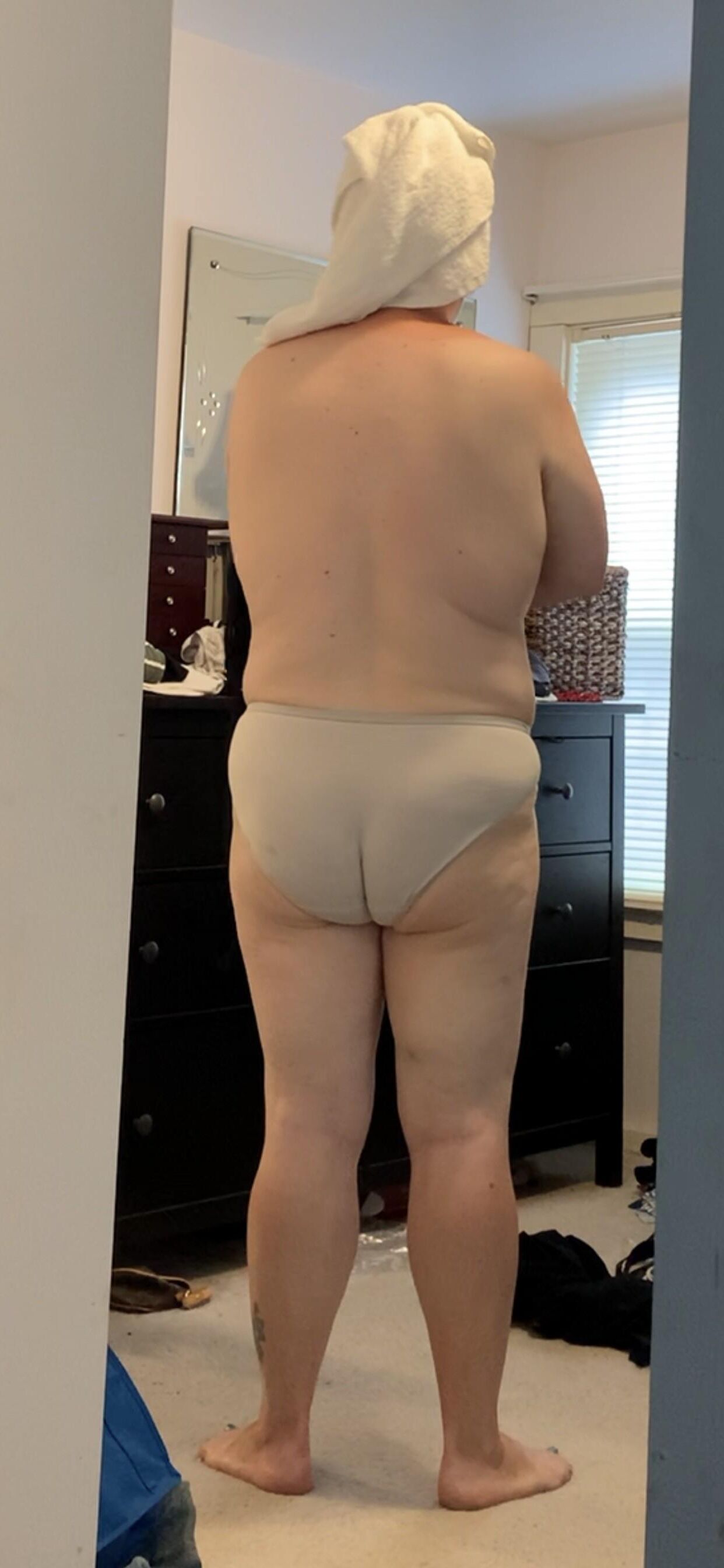 Jennifer BBW Wife Getting Ready