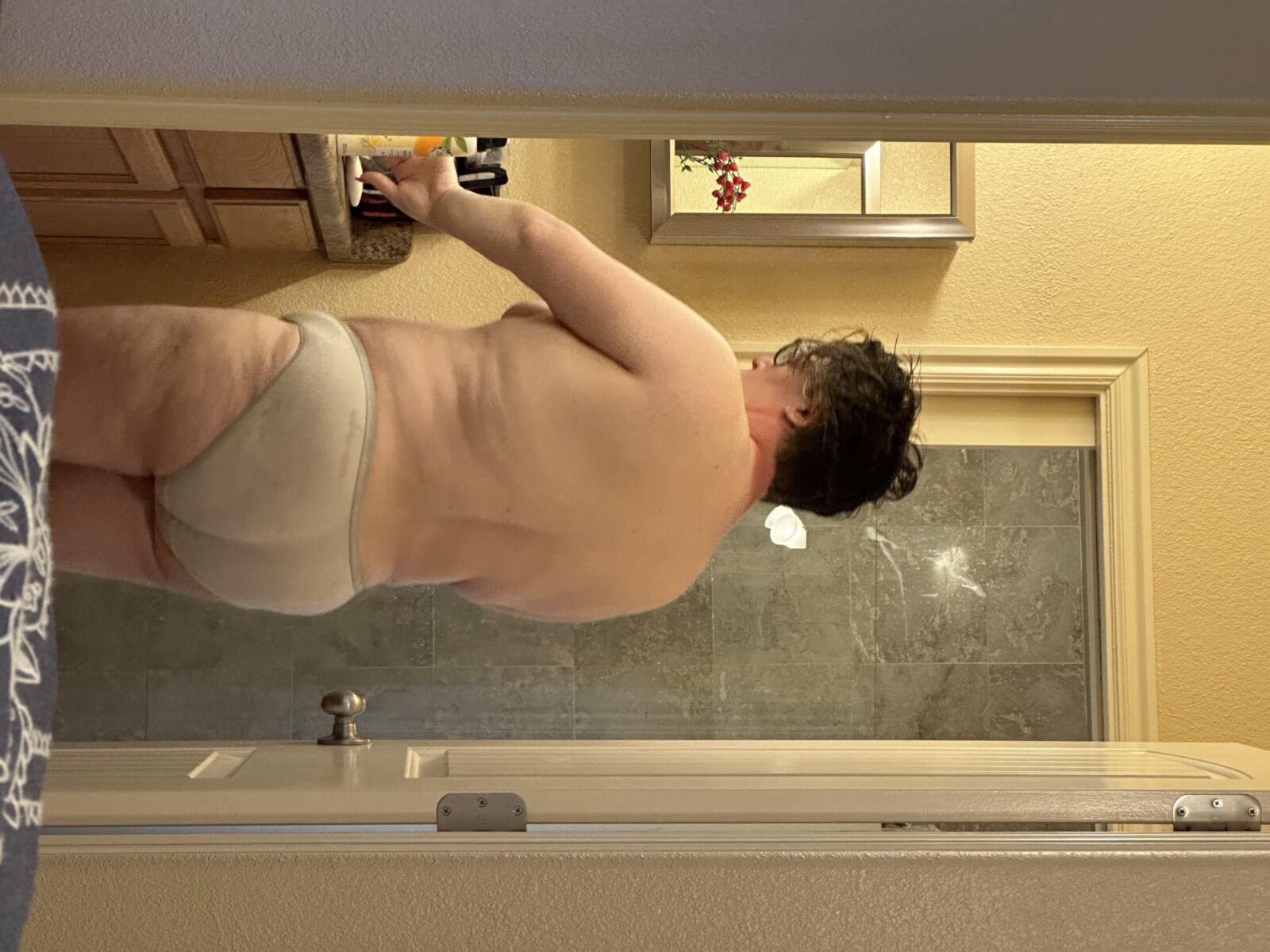 Jennifer BBW Wife Getting Ready lots of ass