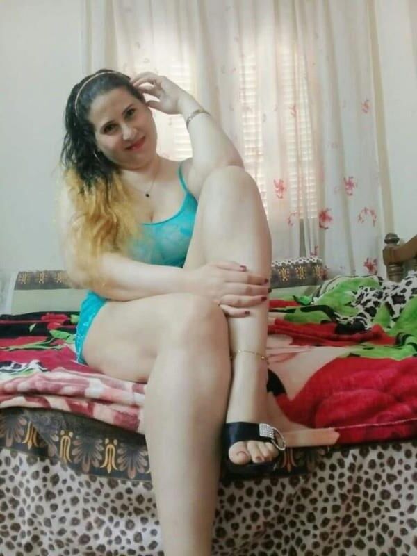 BBW ÁRABE MÃE PEITOS ENORMES