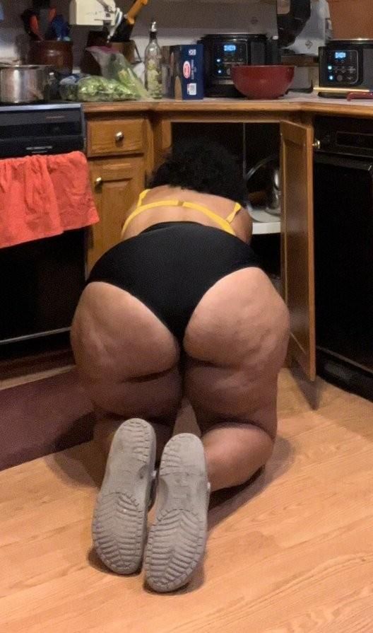 BEAUTIFUL THICK BIG ASS LATIN MAMI