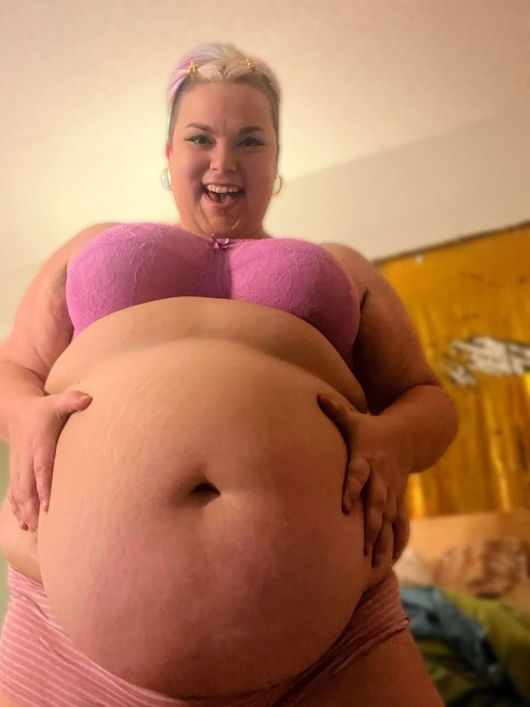 BigBellyBabe