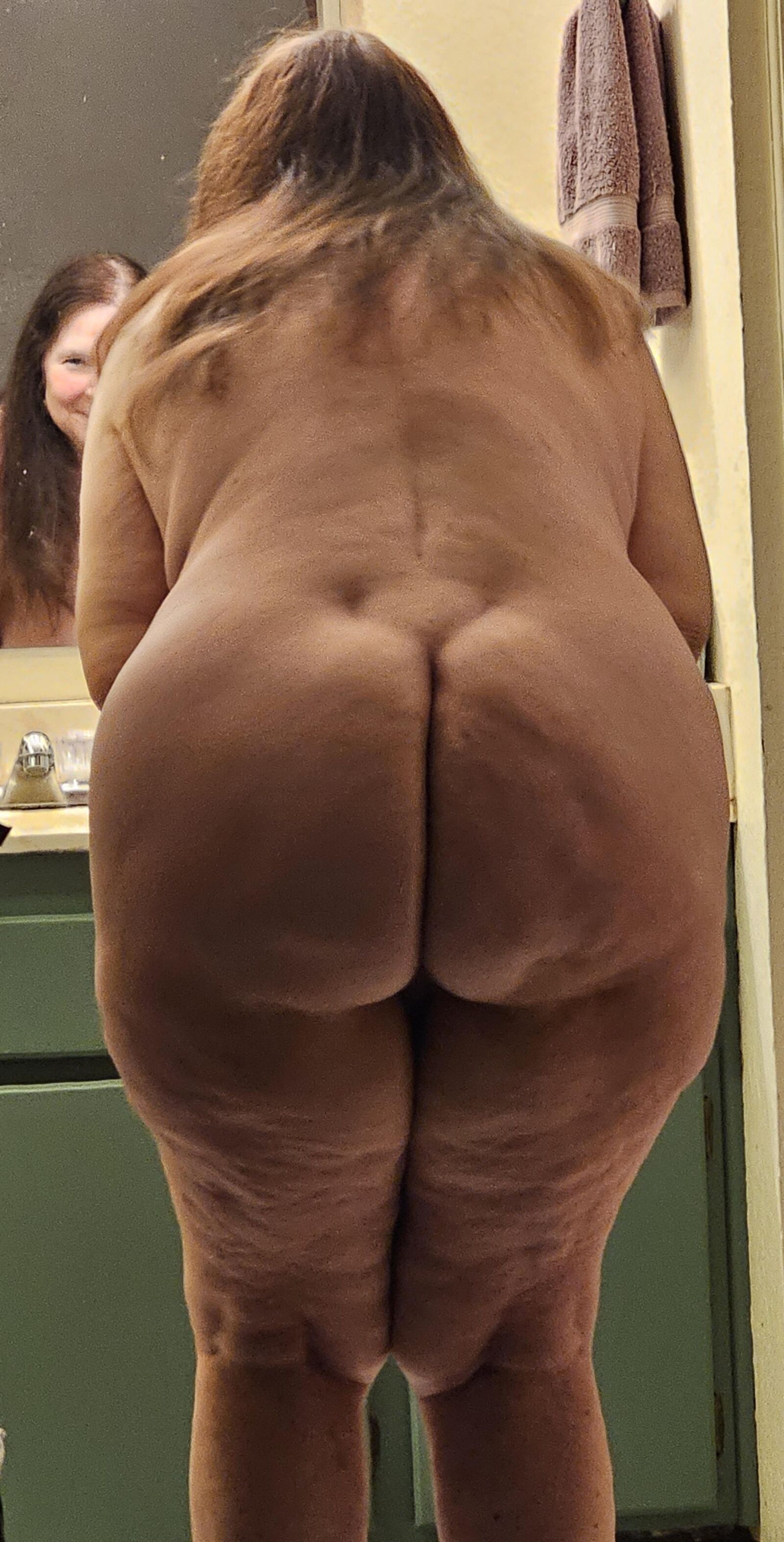 Big, thick and super sexy granny y.o.