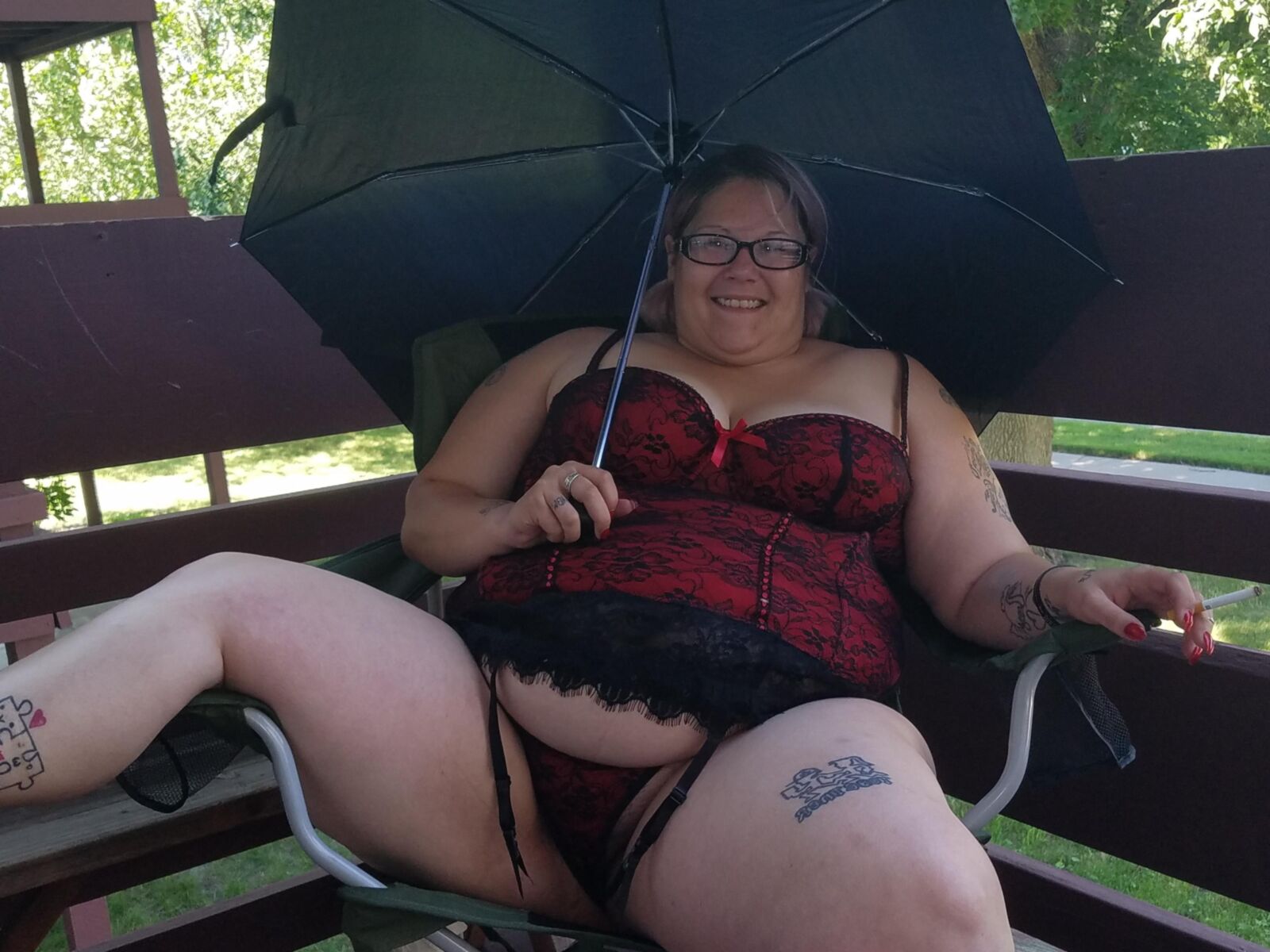 BBW Braat Poppyjay Sexy lá fora