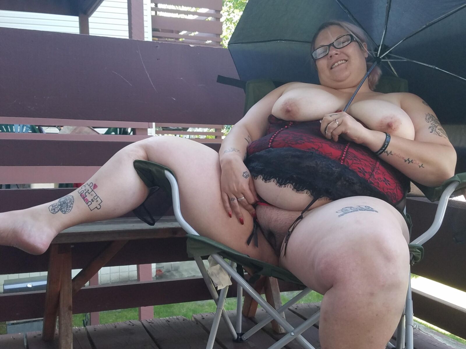 BBW Braat Poppyjay Sexy lá fora