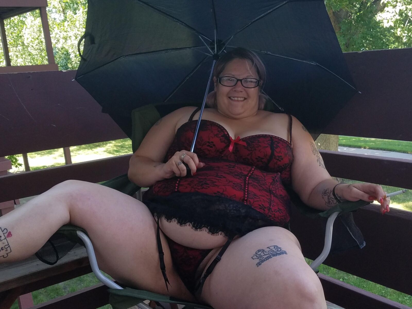 BBW Braat Poppyjay Sexy lá fora