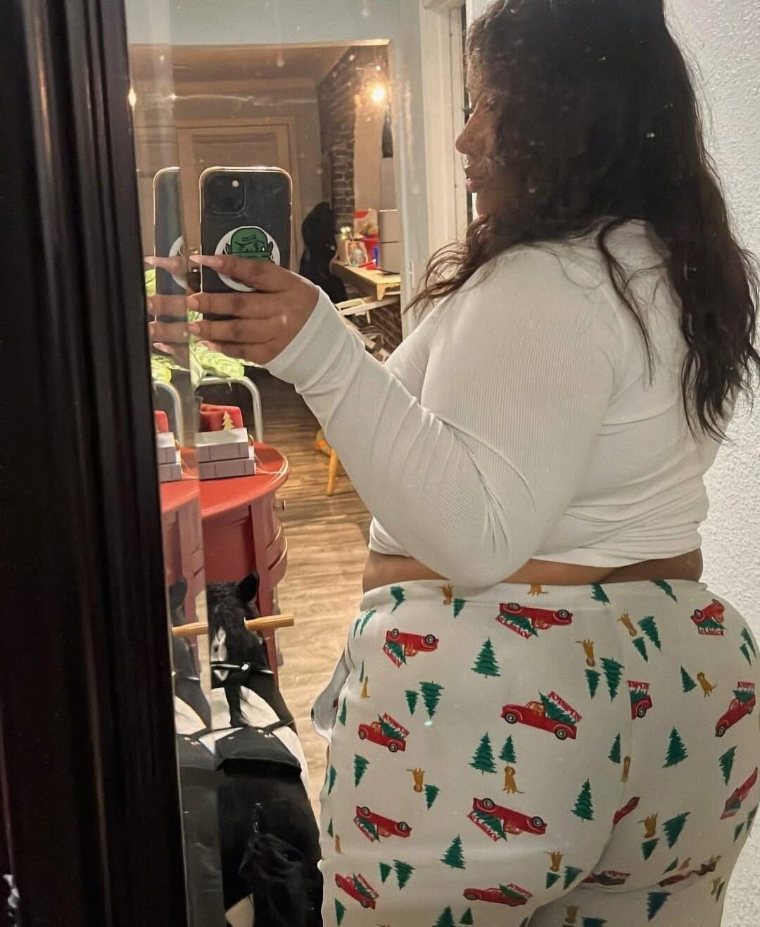 clothed chubby/BBW Latinas that made me cum