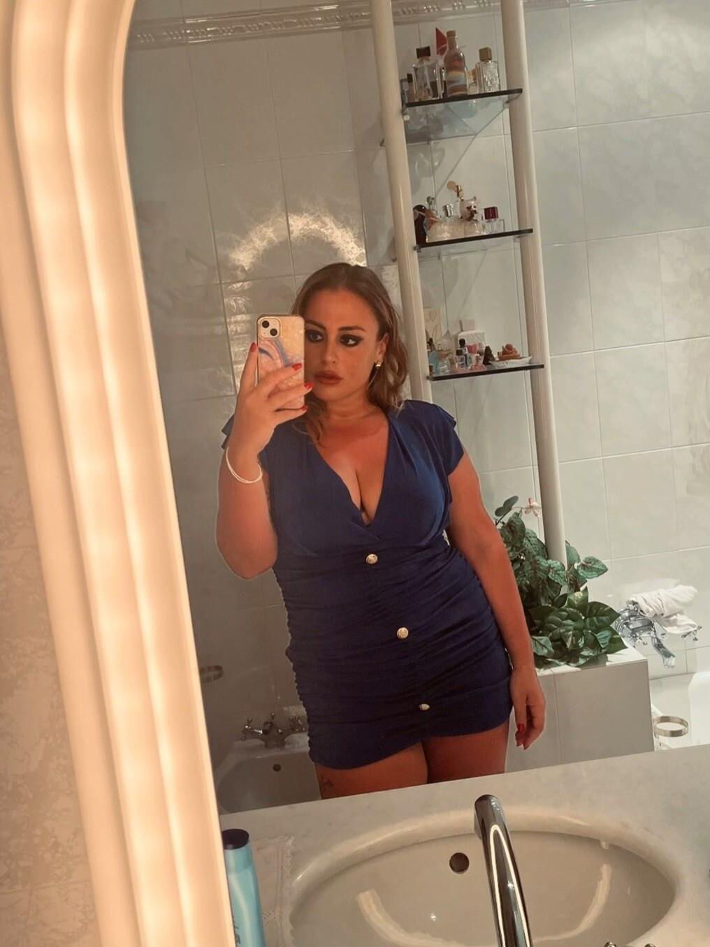 ARIANNA BBW adolescente