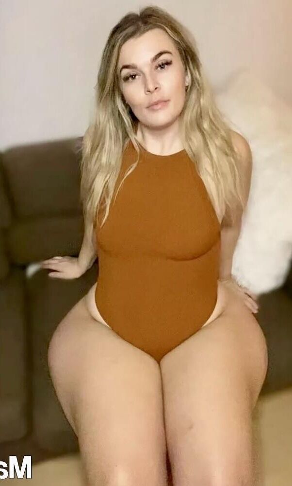 Chelsea Huge Ass Big Tits Blonde BBW Milf Mixed Hot Shots