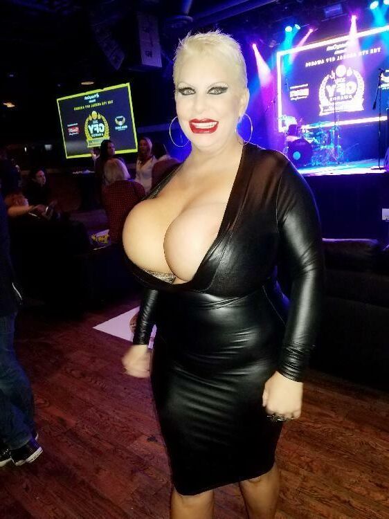 Worlds Best Pornstar Claudia Marie