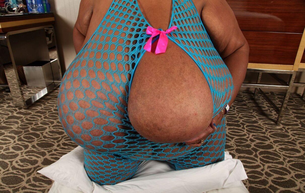 NORMA STITZ'S LEGENDARY HUGE BOSOMS 