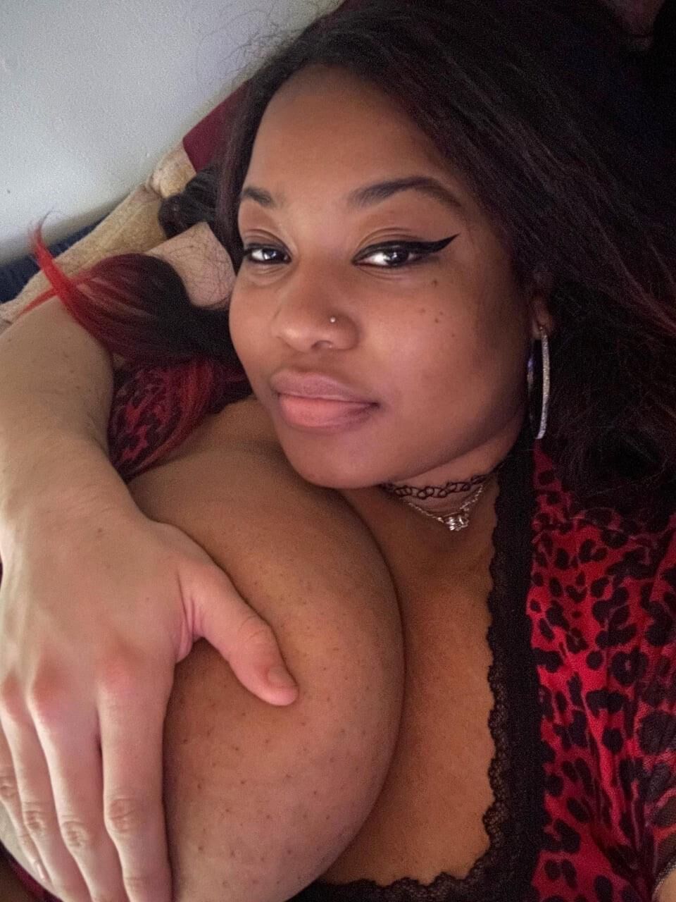 Beautiful BBW Ebony Queen