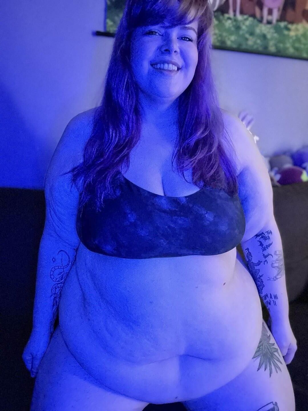 Sexy Dawn Big Belly n Titties