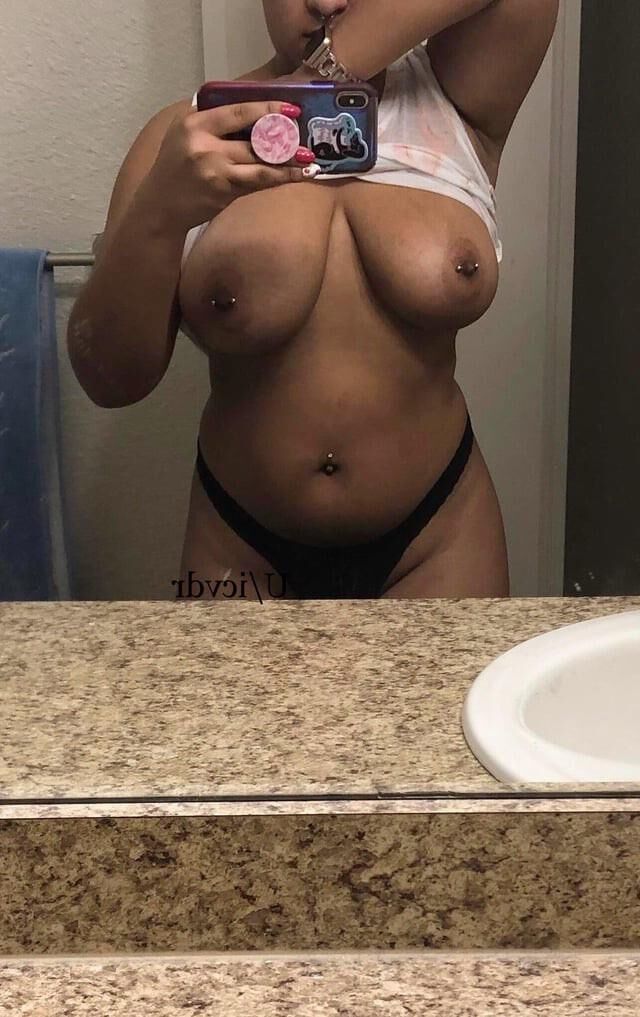 DailyMix bbw chubbs brunettes glasses big tits fat ass 