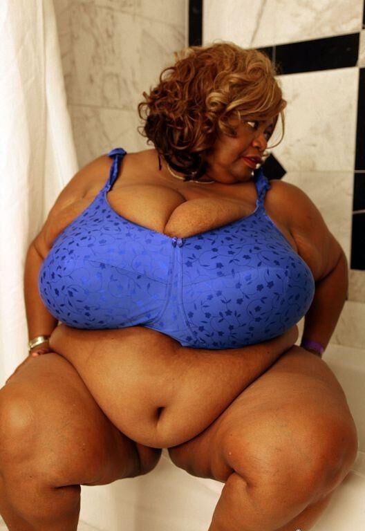 NORMA STITZ'S LEGENDARY HUGE BOSOMS 