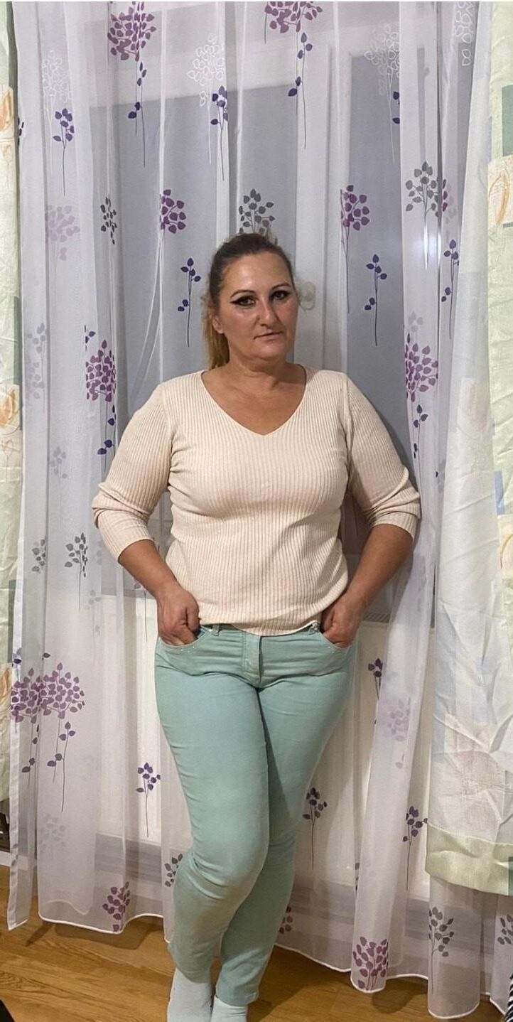 Georgiana A BBW MILF de Rumania P.