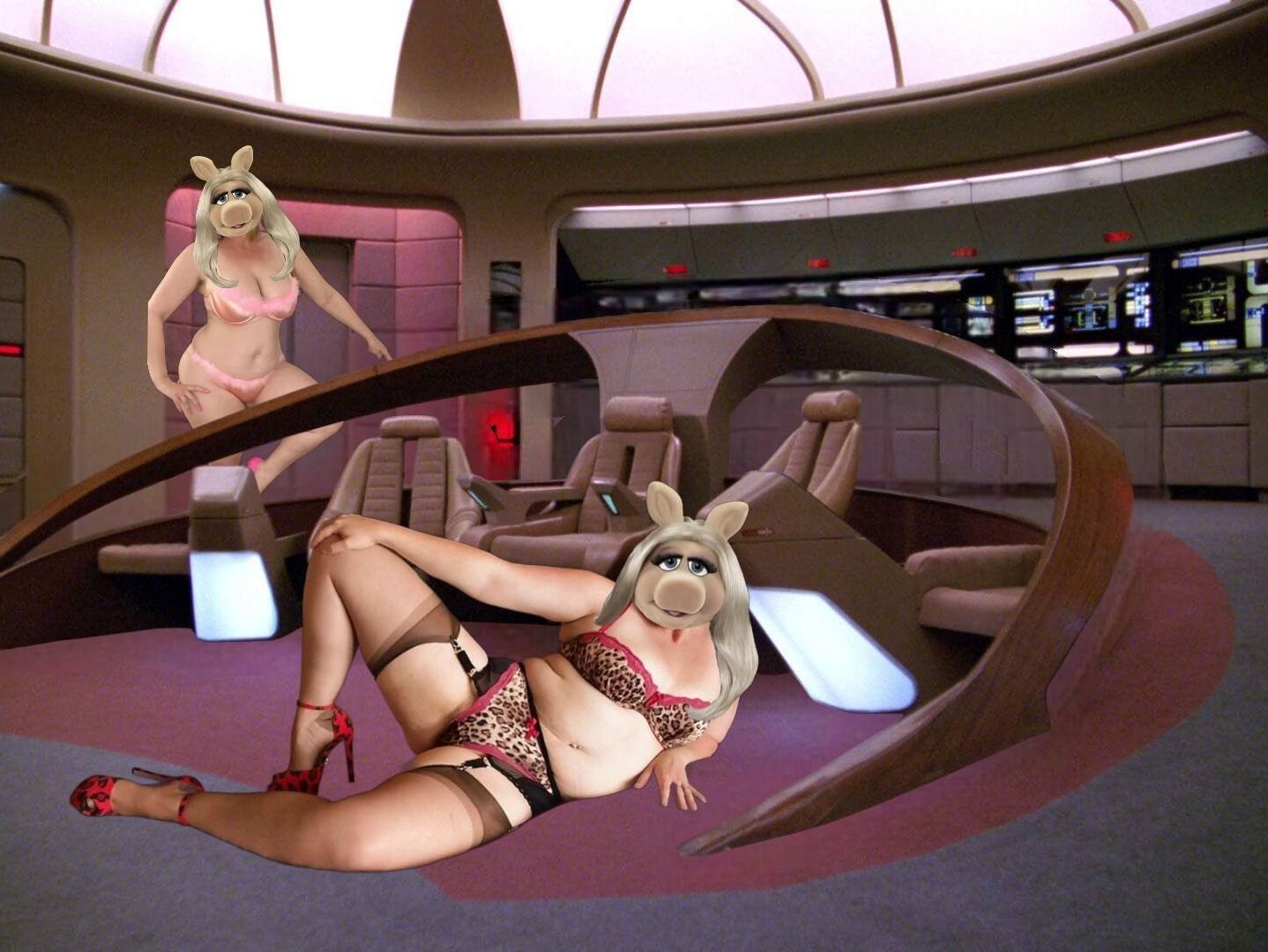 Miss Piggy Amateurs Pigs In Space: Erotic Edition