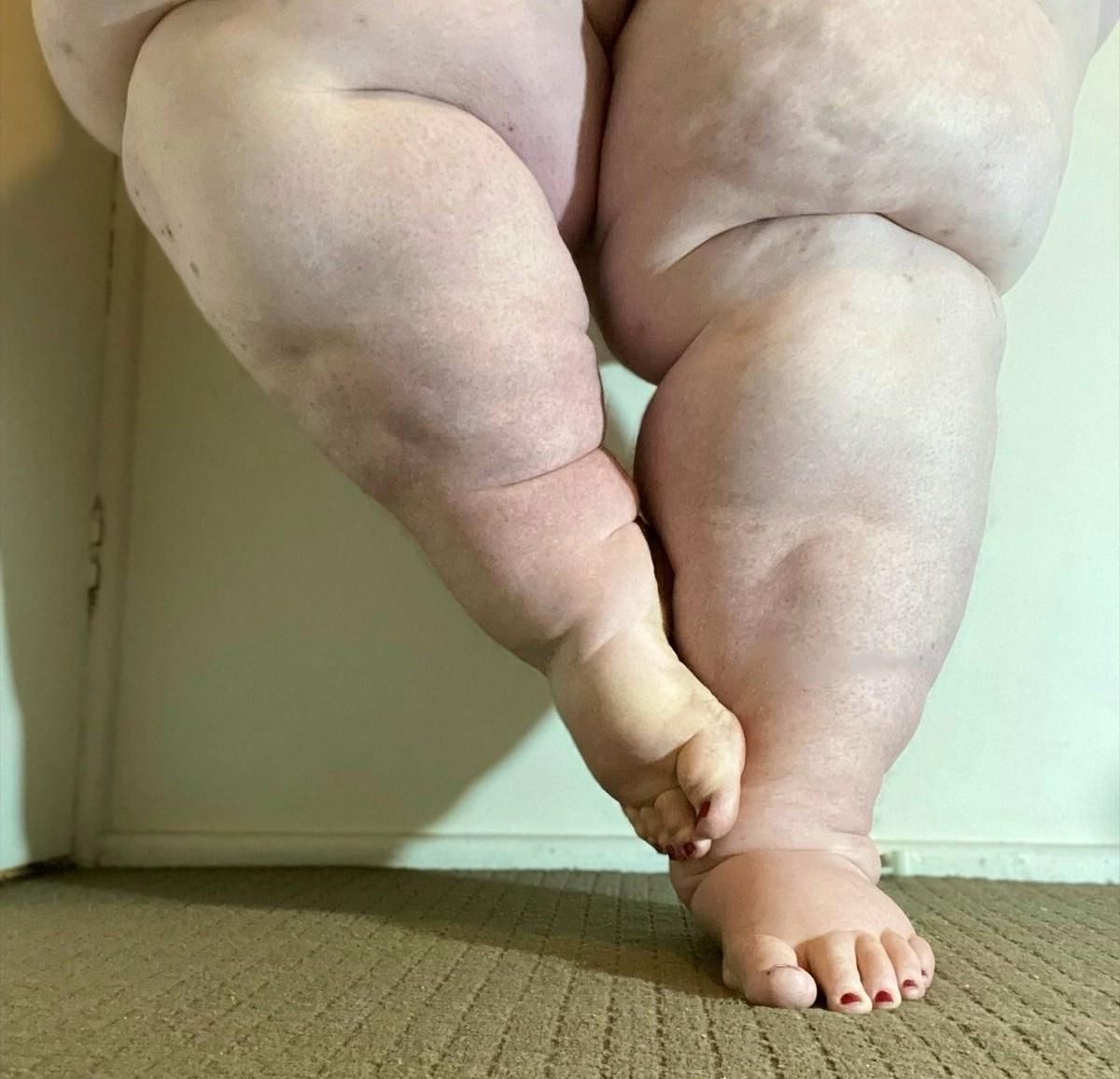 fat feet are fucking sexy