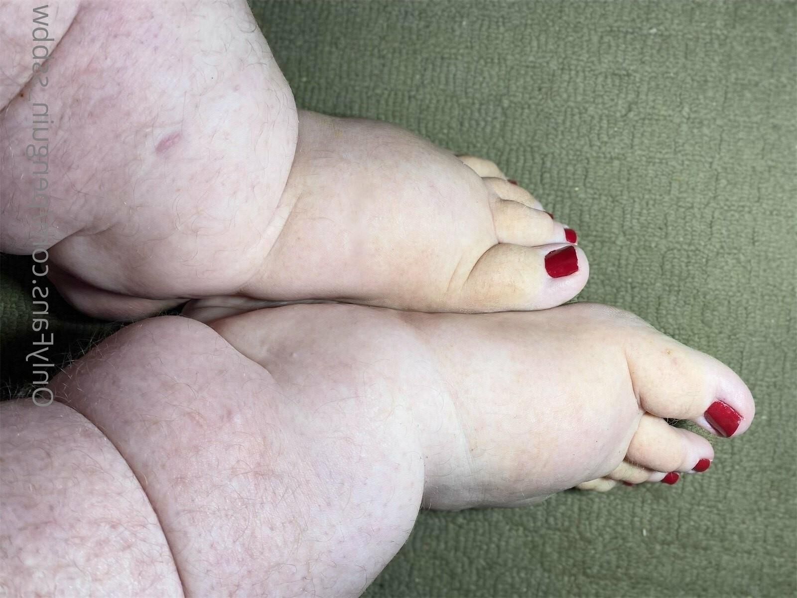 fat feet are fucking sexy