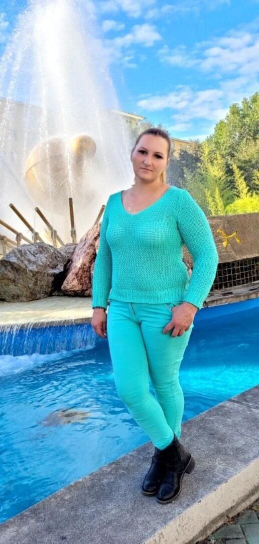 Georgiana A BBW Milf aus Rumänien P.