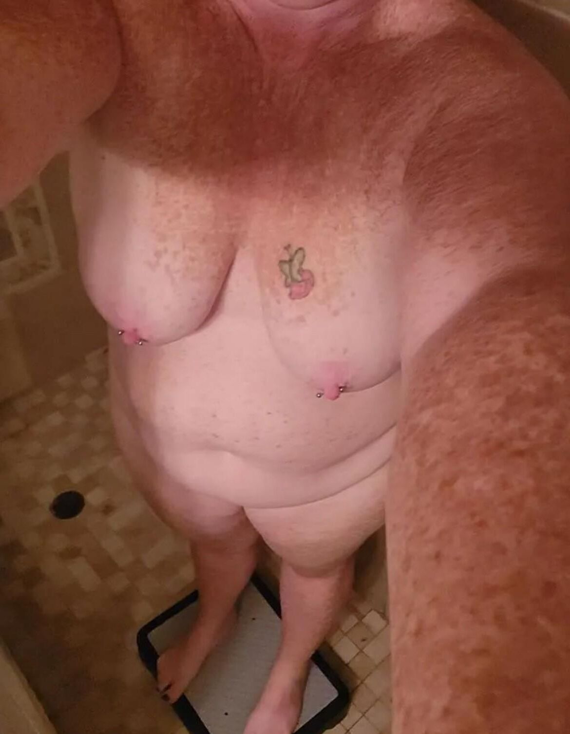 Big Large BBW Amateurs MILFs Granny Tits