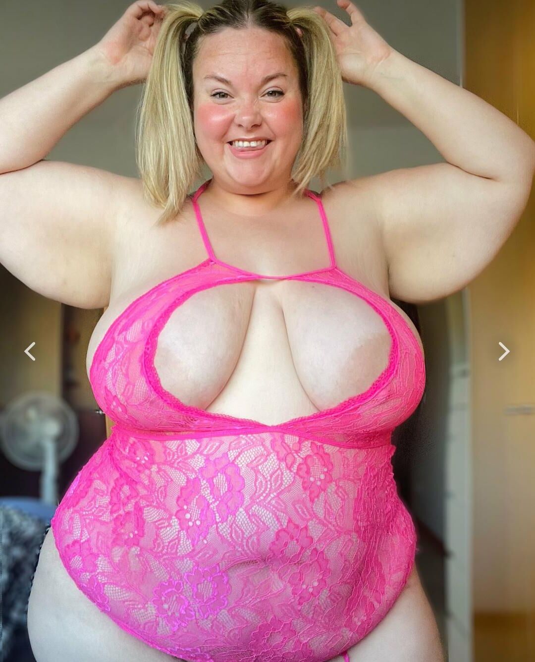 BBW Blonde Pawg Huge Tits Honey Pot