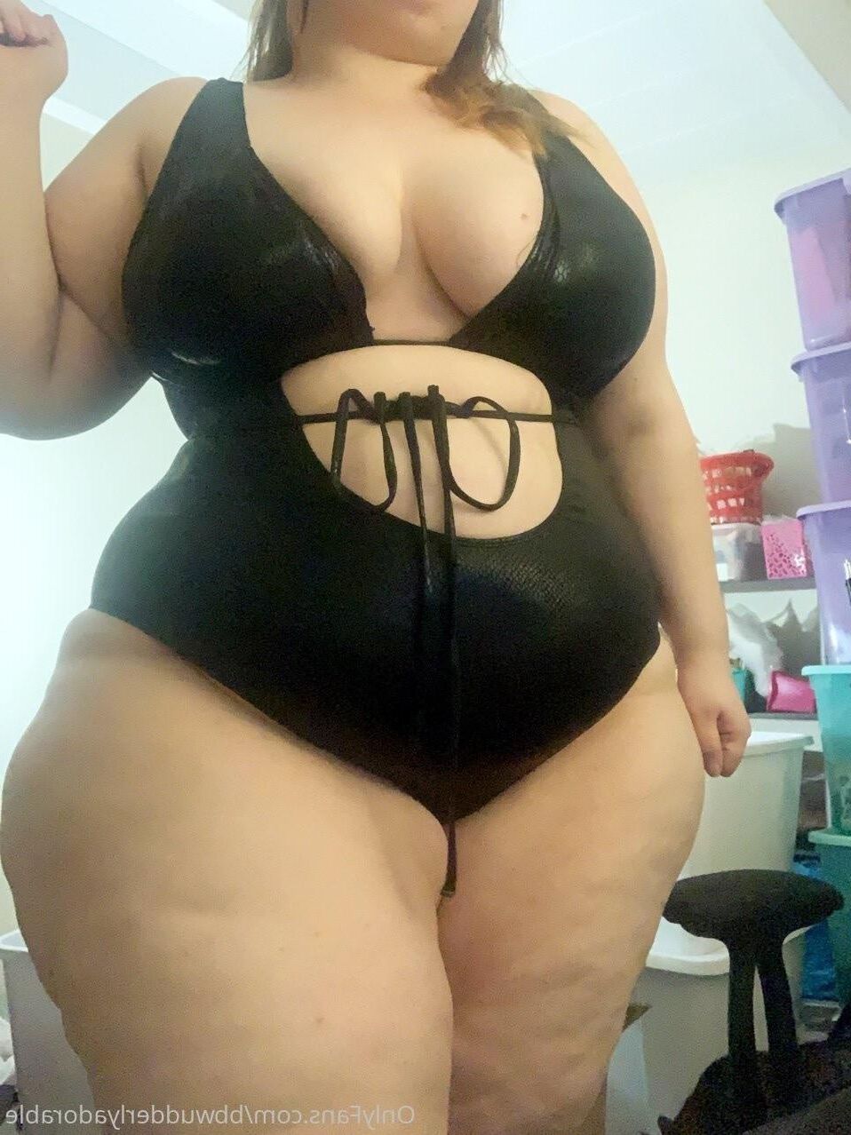 Zoey enorme culo tetas grandes sexy bbw chica con gafas mixtas tomas