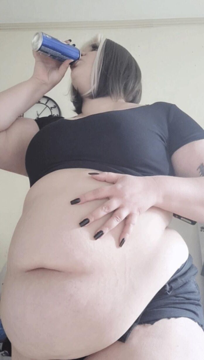Fat Gut Girls