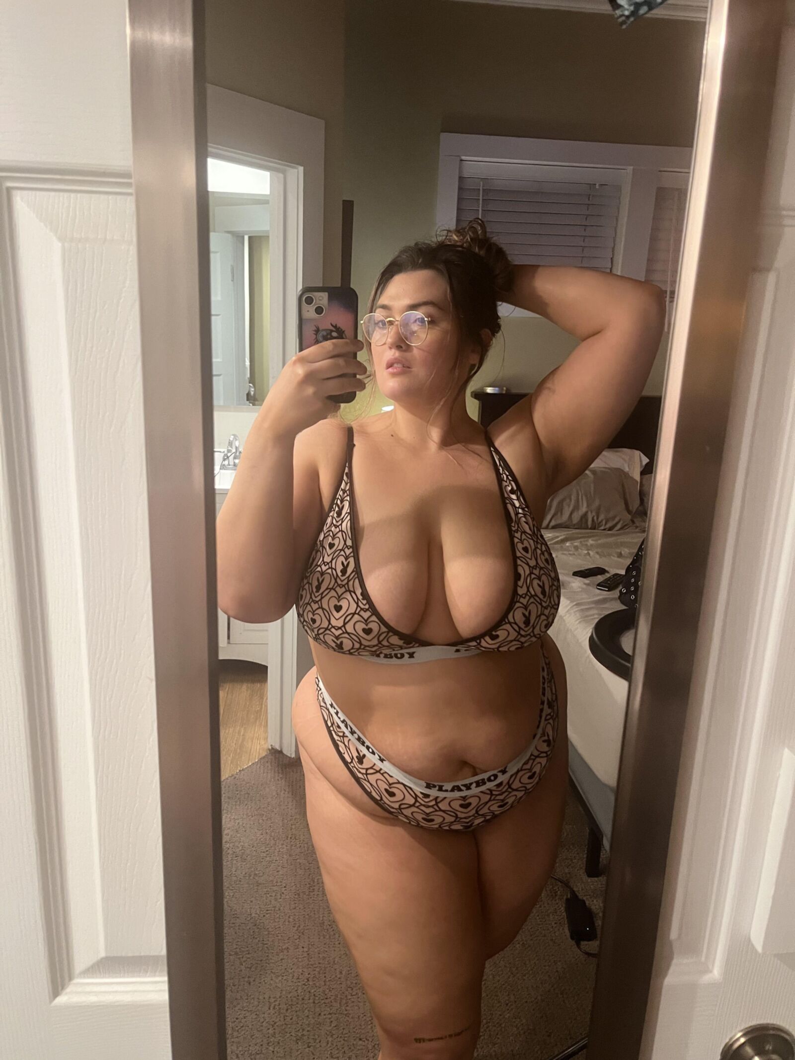 Roxy Big Ass Big Boobs Gorgeous BBW brunette milf Hot CHOTS