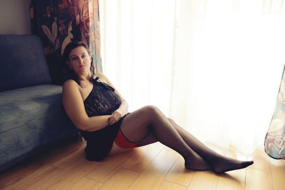 a mature amateur BBW from Poland