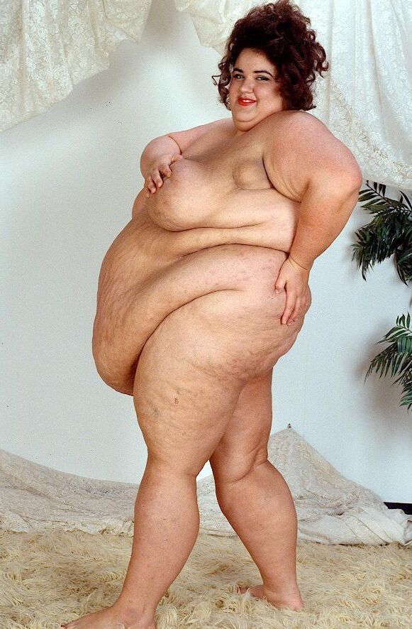 SSBBW EARTHA QUAKE LEGENDARY QUEEN
