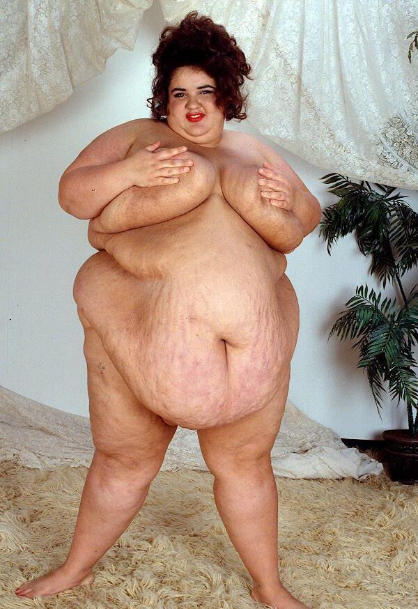 SSBBW EARTHA QUAKE LEGENDARY QUEEN