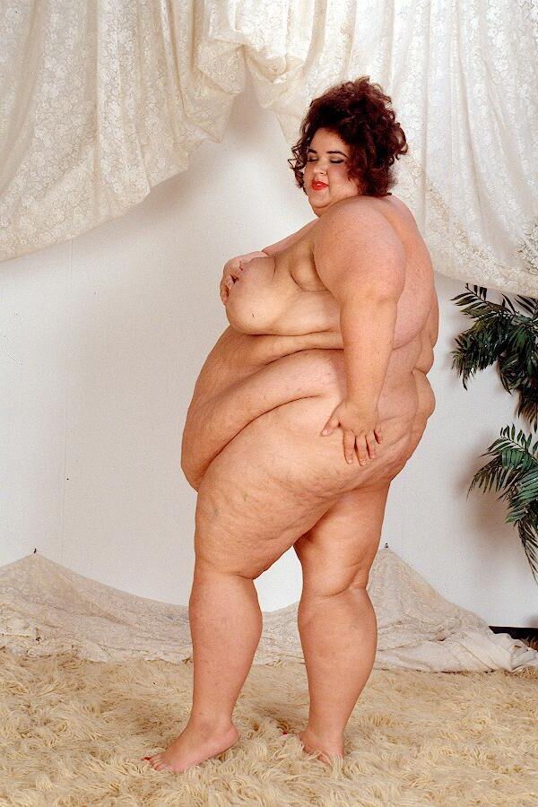 SSBBW EARTHA QUAKE LEGENDARY QUEEN