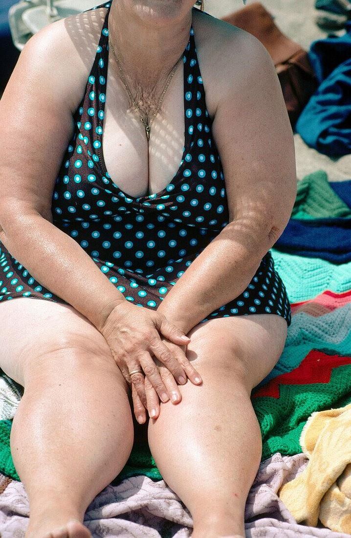 NonNude Hookup Options For Comments: Curvy and/or Fat